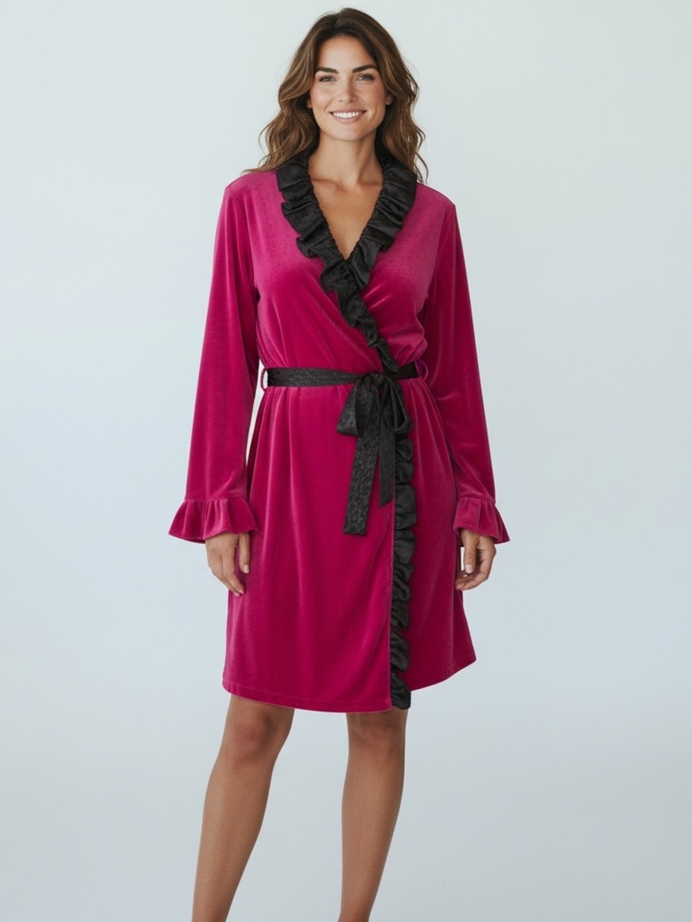 BETSEY JOHNSON SIZE SMALL ROBE INTIMATES